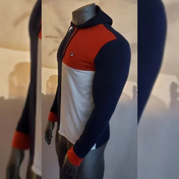 FILA LONG SLEEVE TSHIRT MEN'S WITH HOOD SIZE S MULTICOLOR LOGO DESIGN IN ARM - Picture 8 of 9